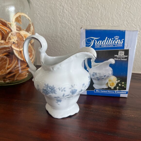 Vintage Haviland Fine Porcelain China Blue Garland Creamer Cottagecore Boxed 70s - Picture 2 of 9